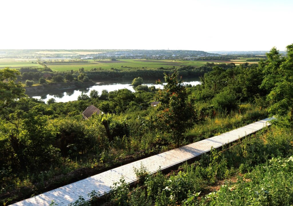 Pensiune din Moldova Two Doves House